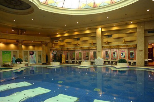 广州洗车行业新势力：95后小伙带你体验高品质洗车服务